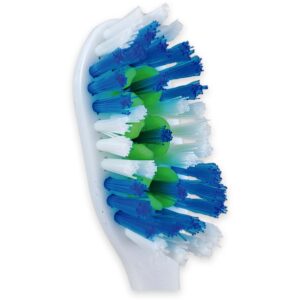 Cepillo dental adulto 360° Uka Int con limpiador de lengua y mango ergonómico. Ecosum distribuidor autorizado Uka Int Colombia. Venta mayorista y minorista.