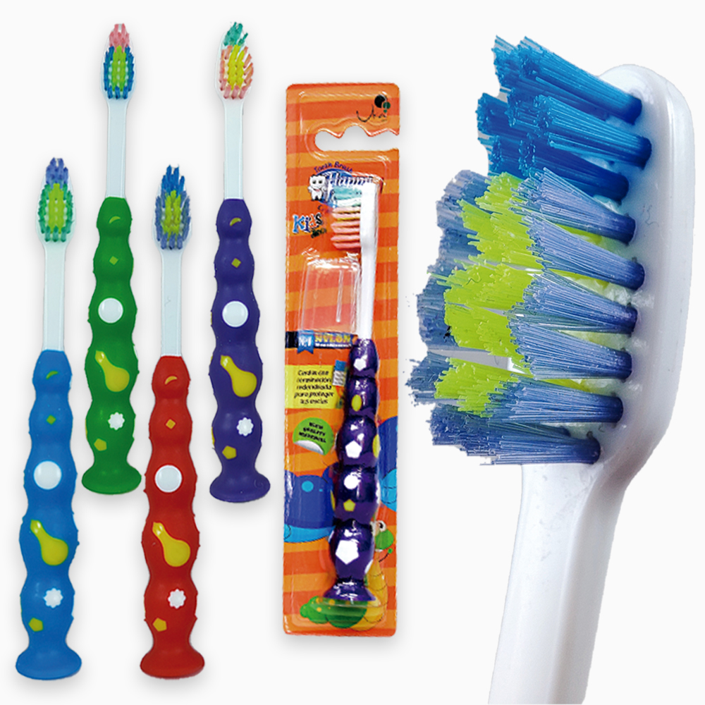 Cepillo dental niño oruga Uka Kids – distribuidor autorizado Ecosum Colombia.